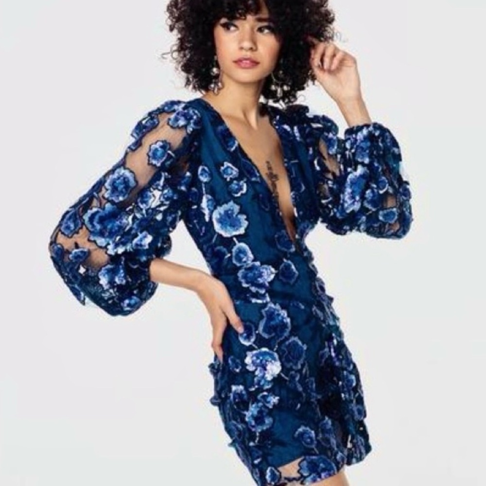 New For Love and Lemons Sequins & Lace Mini Dress Size Small Cocktail Party